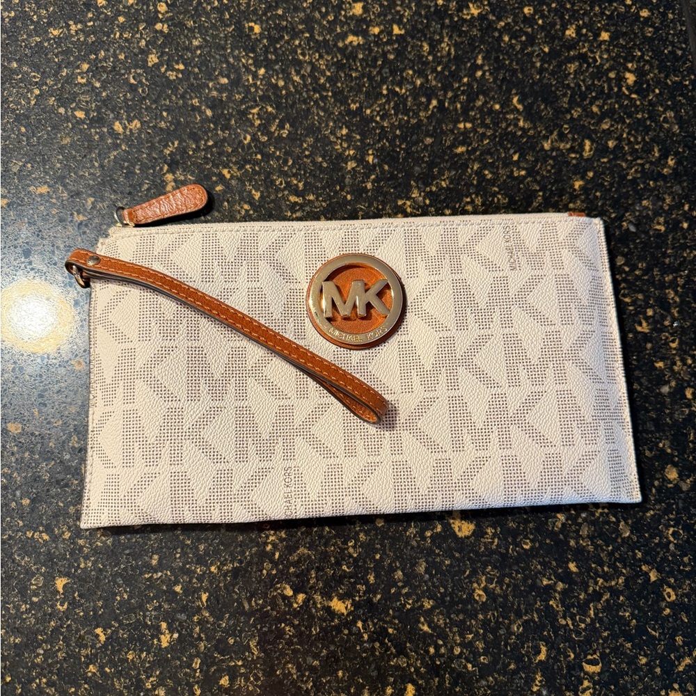Michael Kors Beige Wristlet